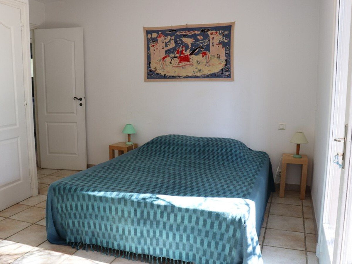 Villa 4 chambres en pinède, accès direct plage à Cavalaire - Photo 21