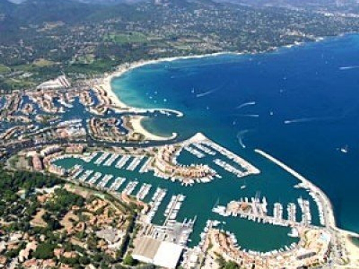 Villa 4 chambres en pinède, accès direct plage à Cavalaire - Photo 32