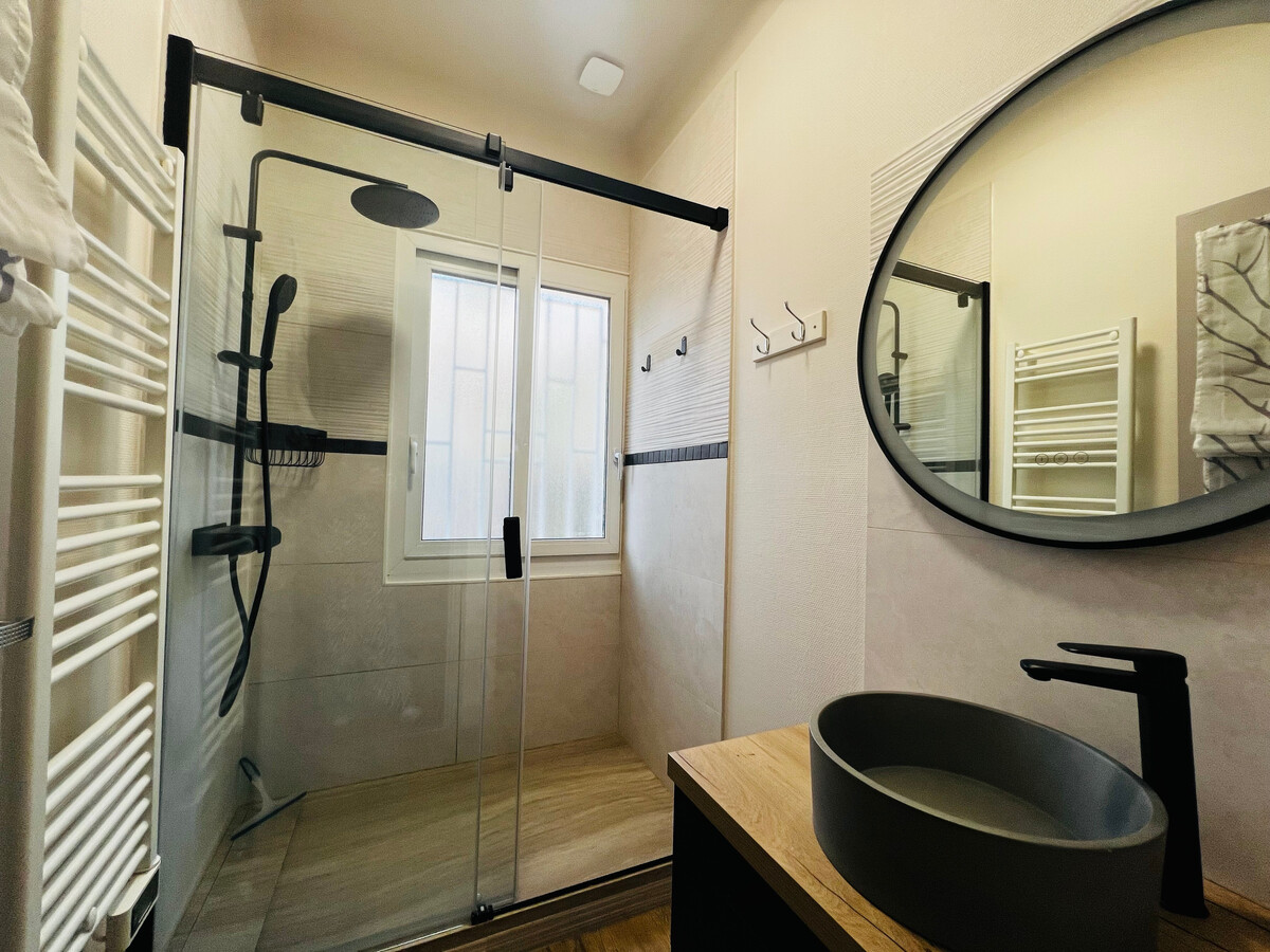 Maison 2 chambres à 50m de la plage, parking privé - Photo 16