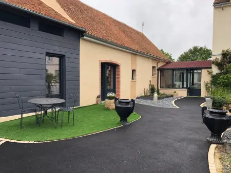 Gîte Confortable près du Mans avec Piscine, Parc de Jeux et Vélo - Photo 6
