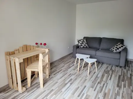 Gîte Confortable près du Mans avec Piscine, Parc de Jeux et Vélo - Photo 12