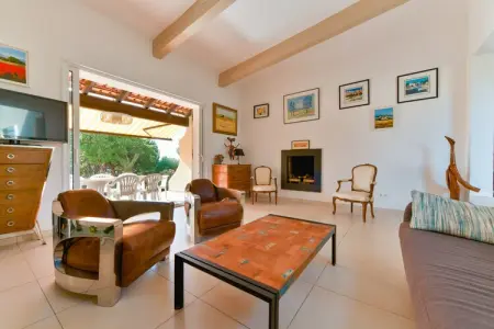 Location maison à Pietrosella, Belle maison de vacances avec terrasse