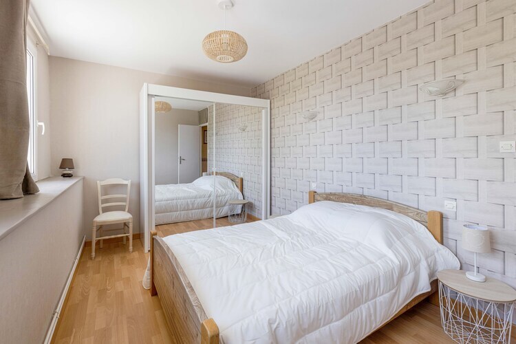 Maison 3 chambres Montaigu-la-Brisette, jardin et terrasse - Photo 3