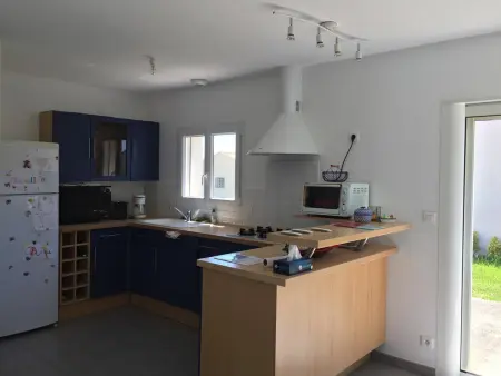 Maison familiale 5 pers., jardin clôturé, 700 m plage - Photo 3