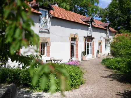 Location gite à Gouise, Ferme de charme avec jardin et cheminée à Gouise