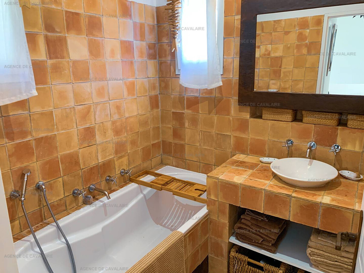 Villa 3 chambres climatisée, piscine, jacuzzi et vue mer - Photo 25