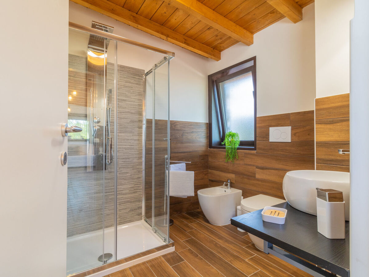 Il Vitigno, chalet 50 m² avec piscine au Lago di Vico - Photo 19