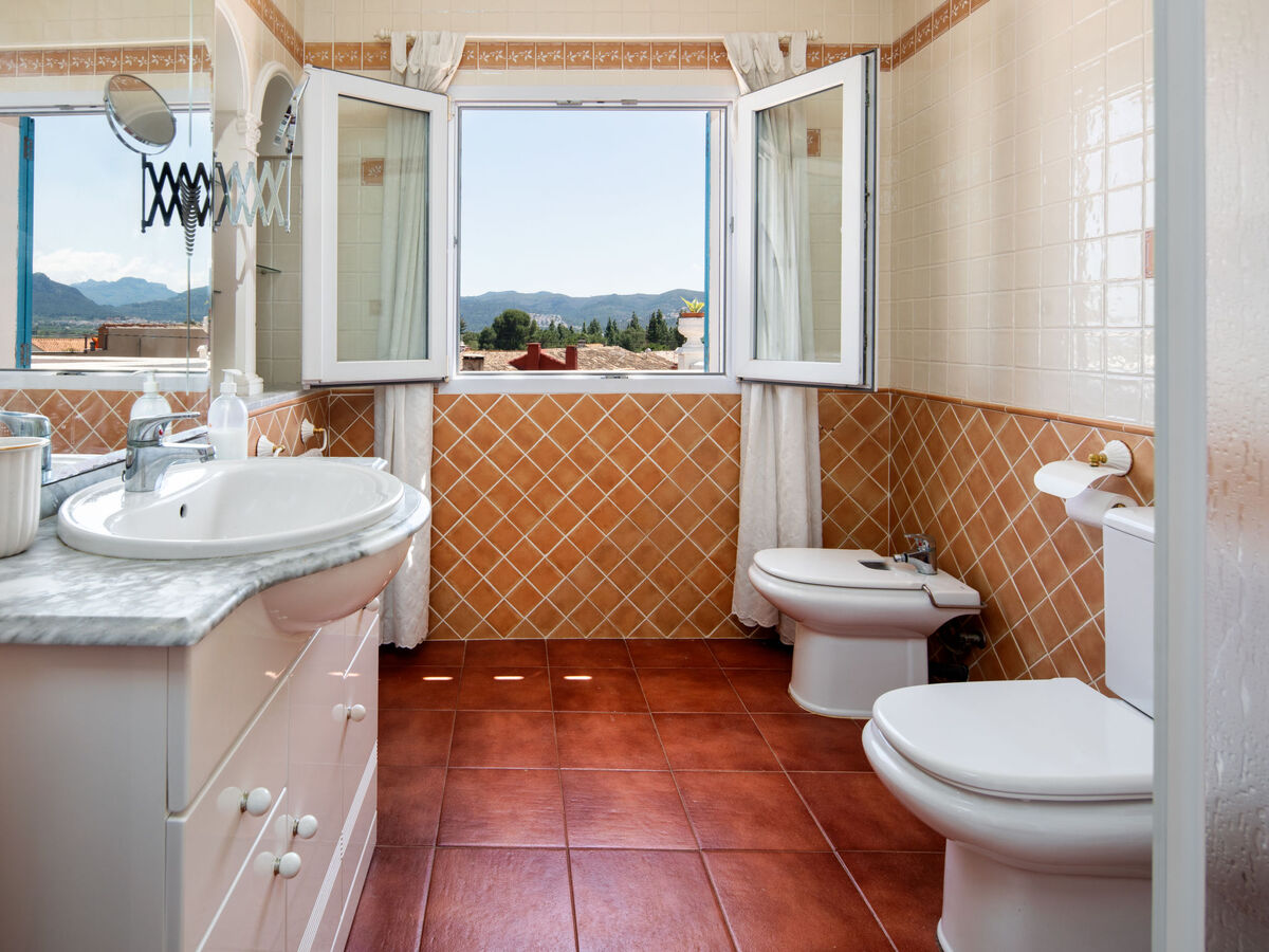 Villa Mandana – 6 pers, piscine & terrasse à Dénia - Photo 16