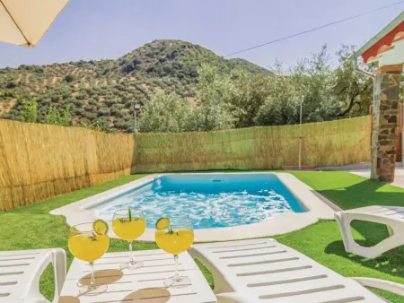 Las Tijeras – Maison rustique à Rute, piscine et vue montagne - Photo 17