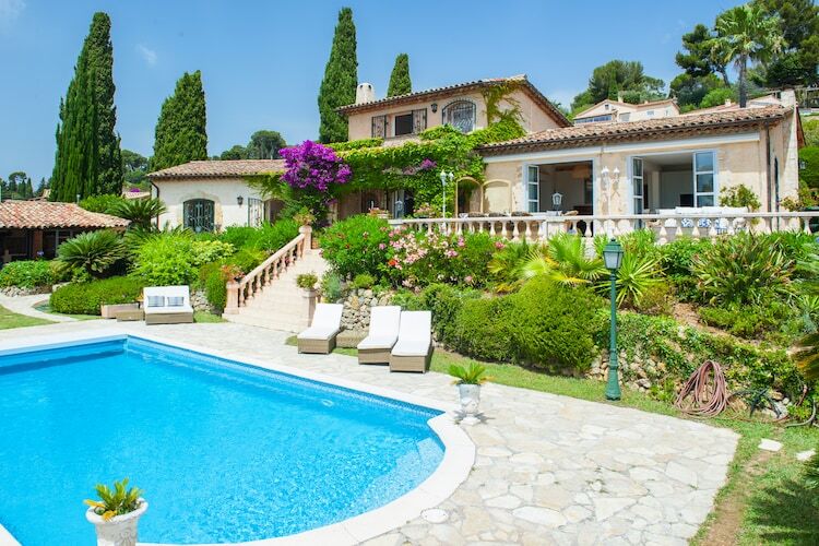 Villa Bellevue – 12 personnes, piscine chauffée à Vallauris - Photo 1