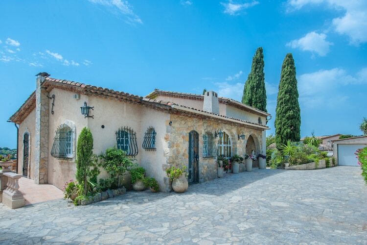 Villa Bellevue – 12 personnes, piscine chauffée à Vallauris - Photo 8