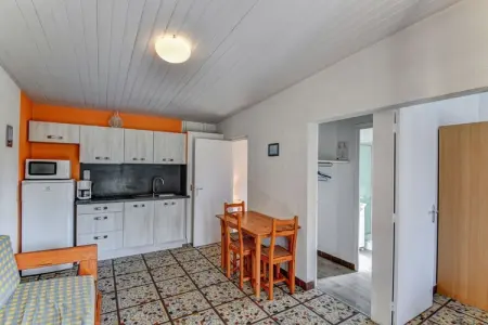Maison 4 pax au village vacances Les Chênes Verts : photo 3