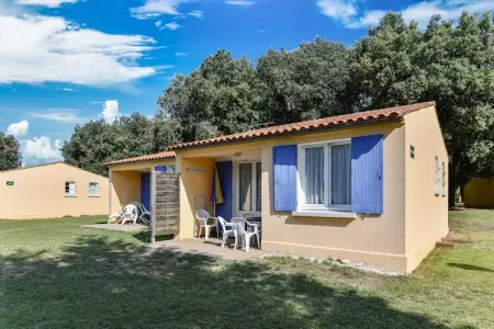Maison 4 personnes avec piscine et équipements de loisirs : photo 2