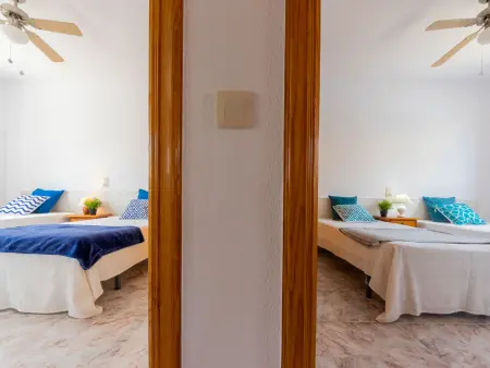 Maison Stefania à 300 m de la plage, piscine privée : photo 13