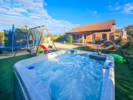 Maison Lana à Drage : terrasse 27 m² et vue mer