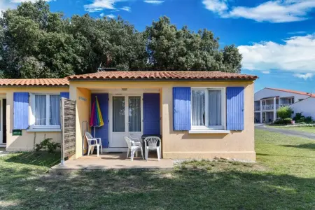 Maison 2 pers. à Saint-Savinien, accès piscine village : photo 7