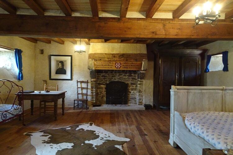 Ancien pressoir du 15e siècle, 12 personnes, 140 hectares - Photo 12