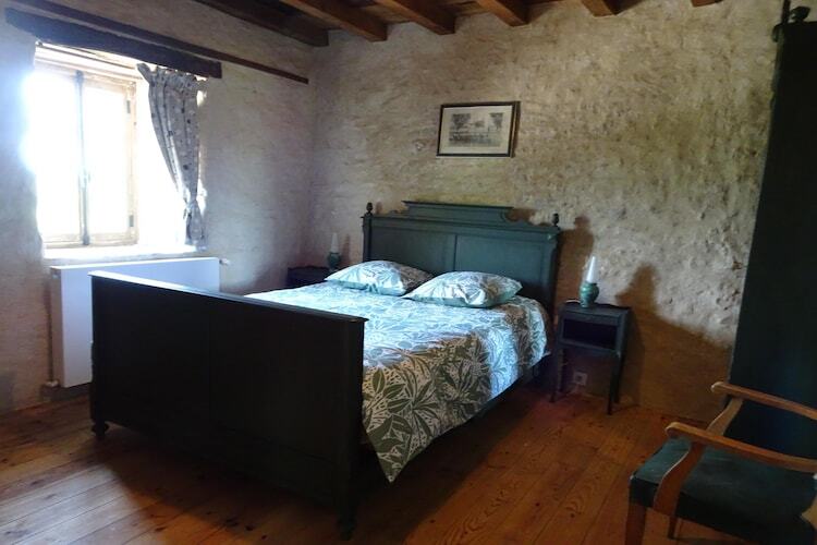 Ancien pressoir du 15e siècle, 12 personnes, 140 hectares - Photo 14