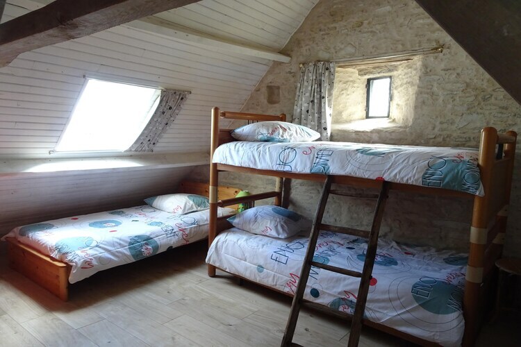 Ancien pressoir du 15e siècle, 12 personnes, 140 hectares - Photo 18