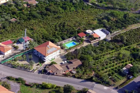 Appartamento vista mare, Appartement confortable sur l'Etna avec piscine - Photo 13