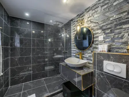 Chalet mitoyen 4 chambres à Courchevel Moriond, Chalet 8 personnes à Courchevel 1650 : photo 6