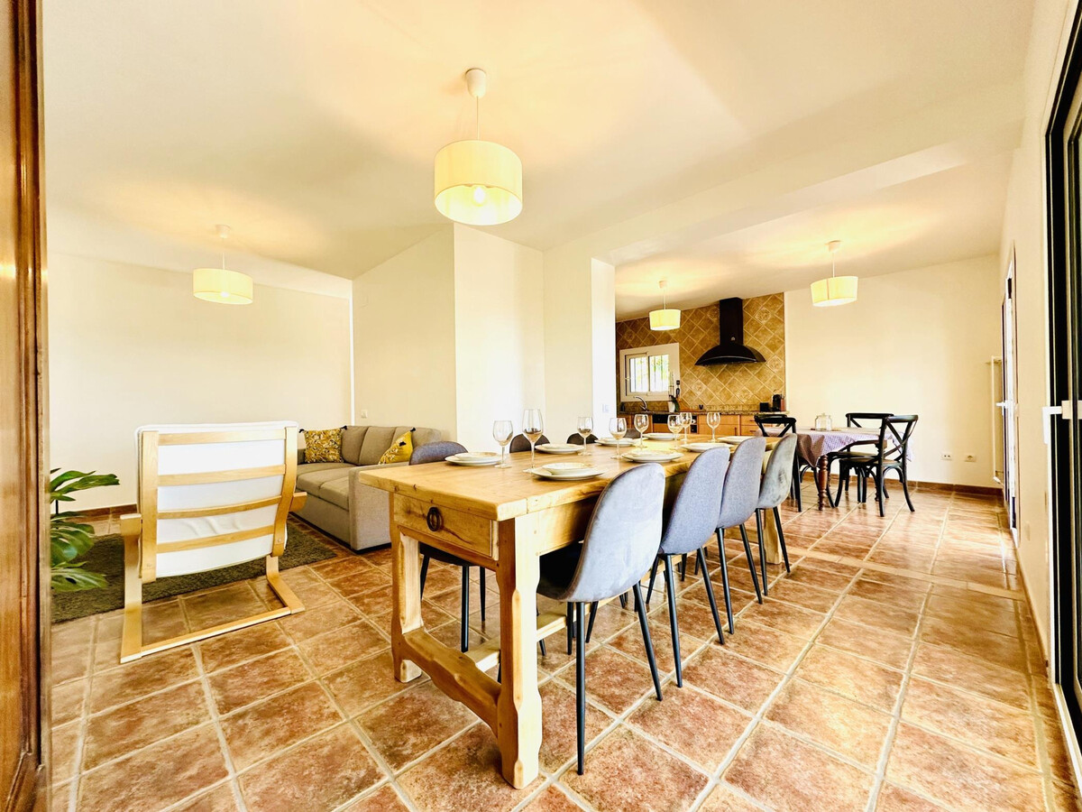 Villa Teules – 8 pers., piscine privée, vue mer et montagne - Photo 4