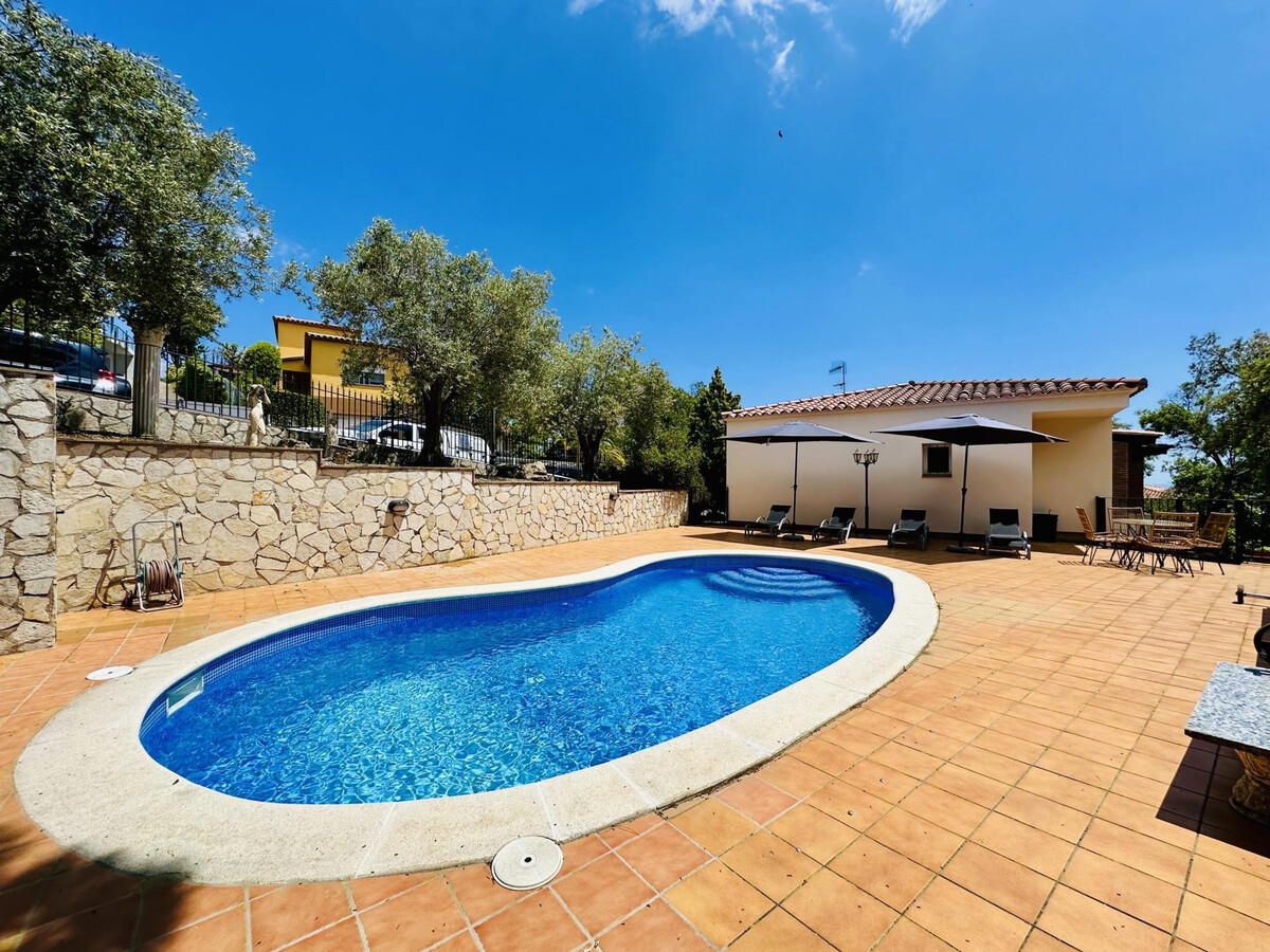 Villa Teules – 8 pers., piscine privée, vue mer et montagne - Photo 13