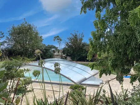 Location maison à Angles , Maison Familiale avec Piscine Privée et Parking à Angles