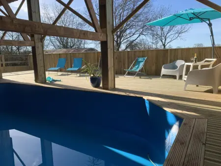 Maison contemporaine à Jullouville avec piscine privée et jardin - Photo 1