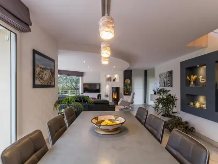 Maison contemporaine à Jullouville avec piscine privée et jardin - Photo 13