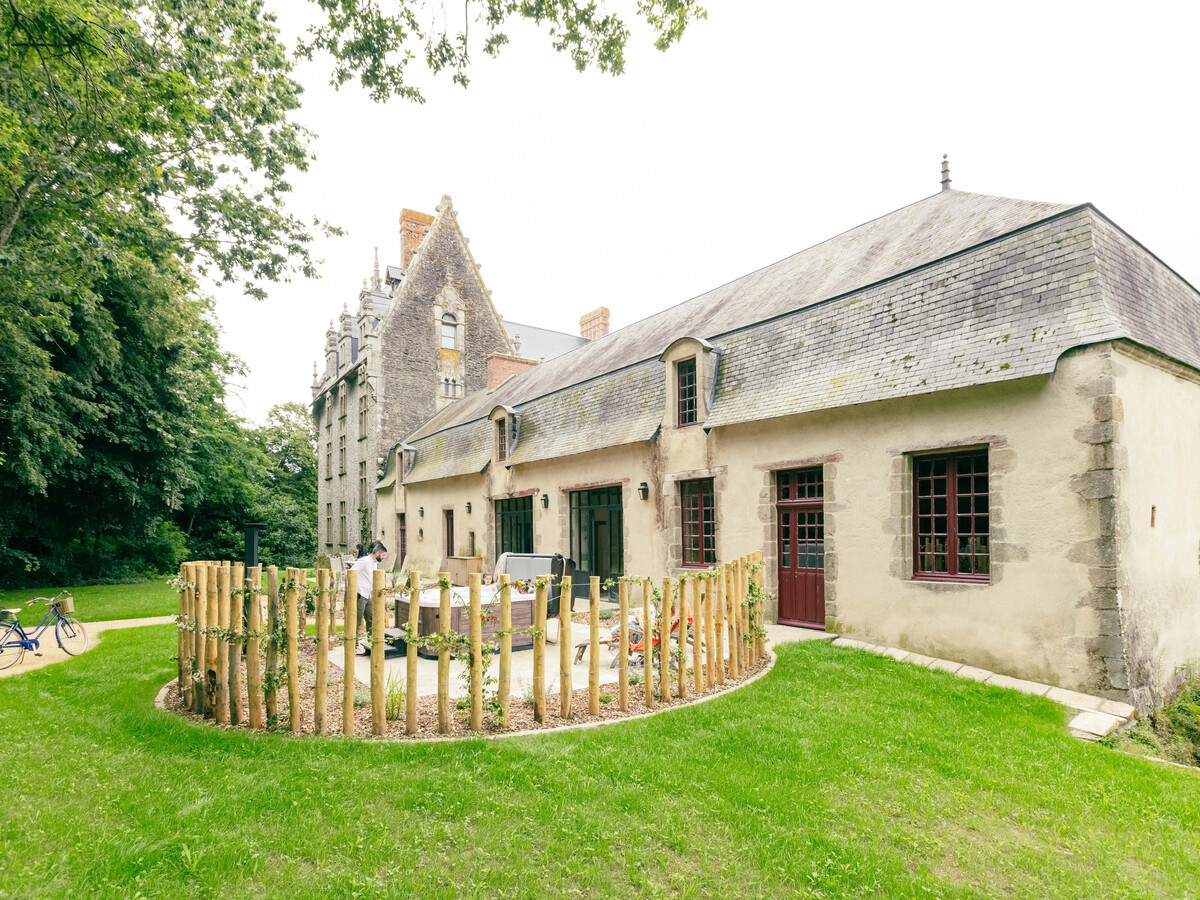 Château XVII-XVIII avec spa, salle de sport et parc 24 ha - Photo 2