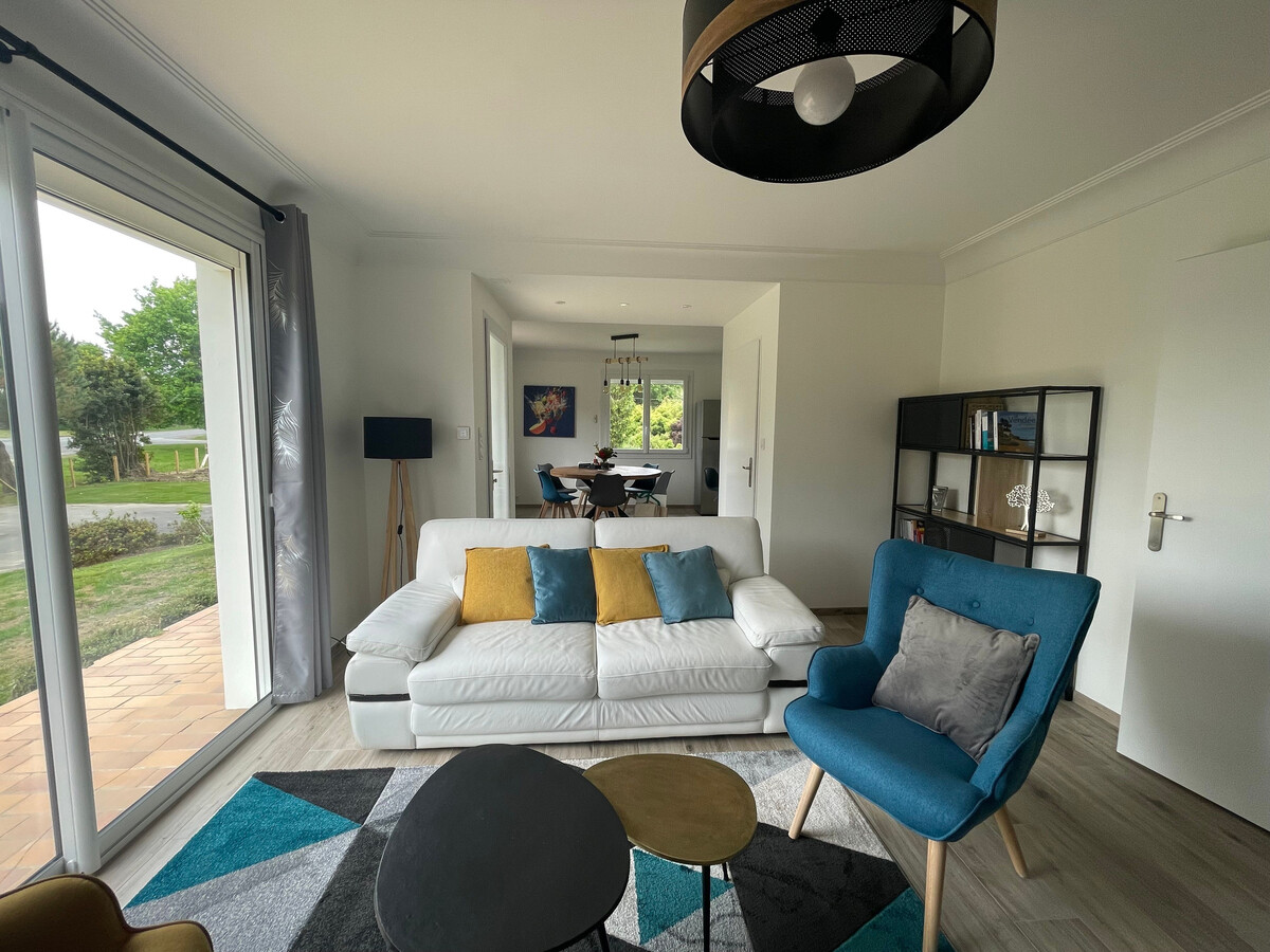 Gîte contemporain avec étang privé et terrasse à Nieul-le-Dolent - Photo 14