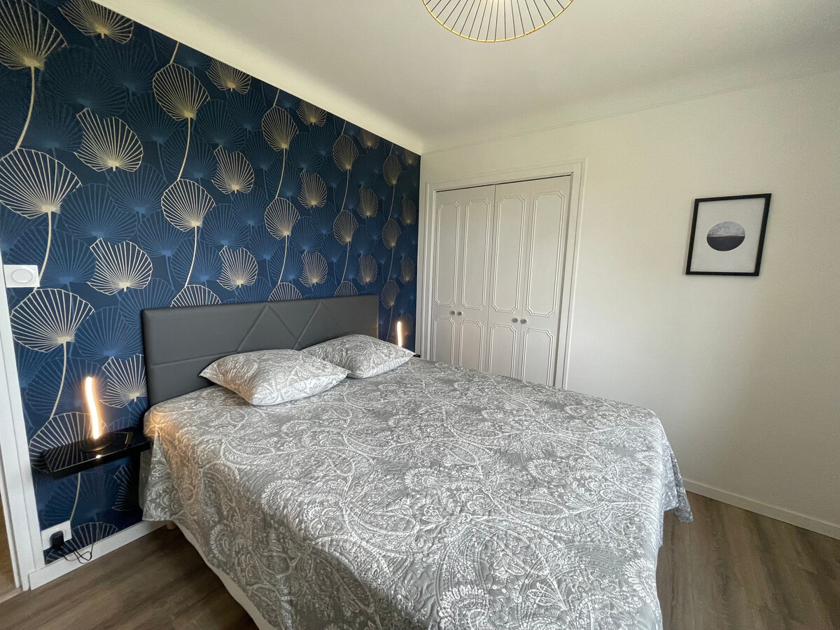 Gîte contemporain avec étang privé et terrasse à Nieul-le-Dolent - Photo 21