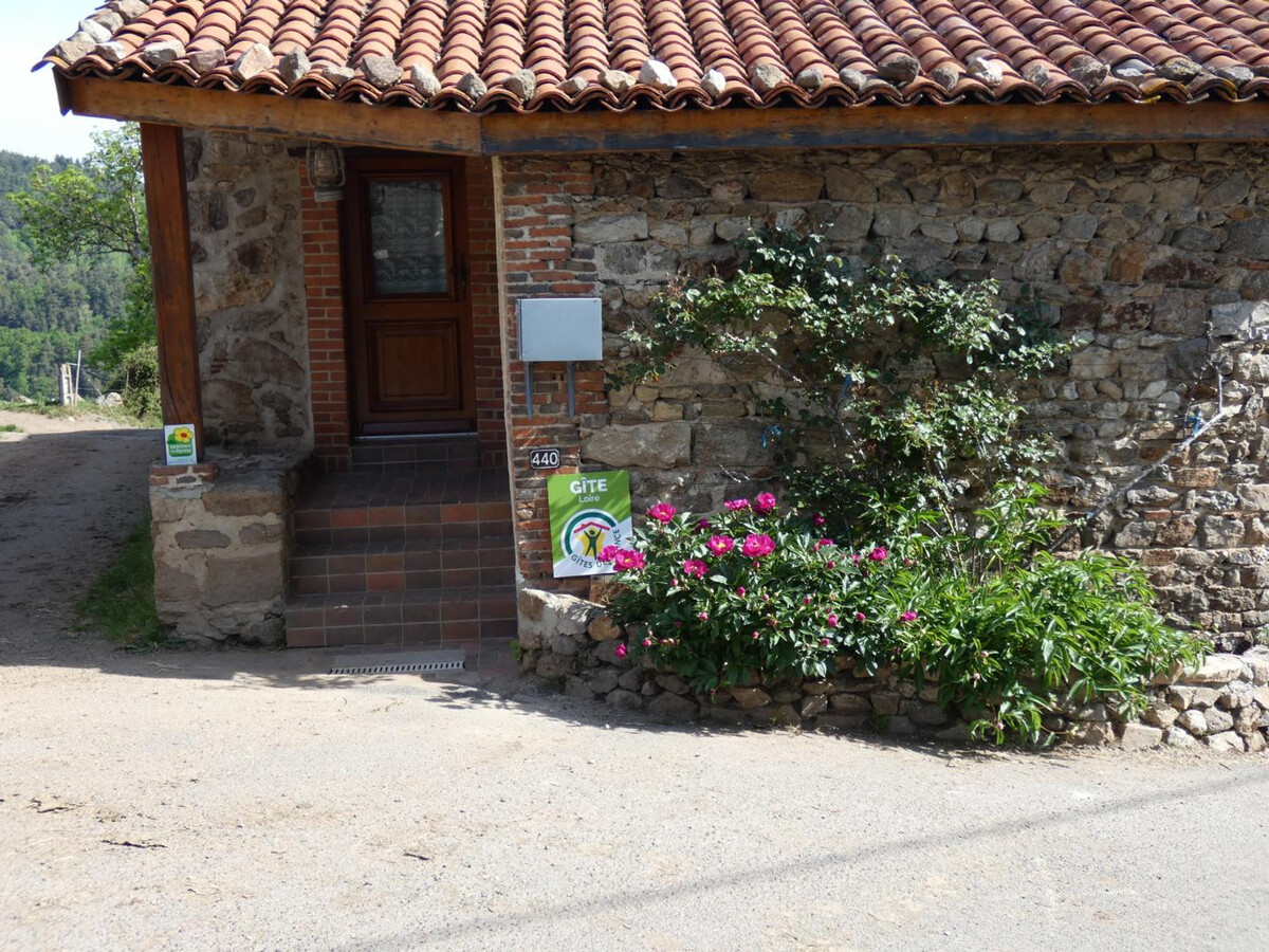Gîte 45 m² avec terrain à Pralong, Monts du Forez - Photo 1