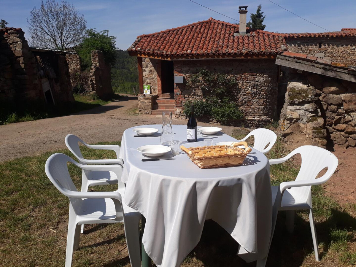 Gîte 45 m² avec terrain à Pralong, Monts du Forez - Photo 2