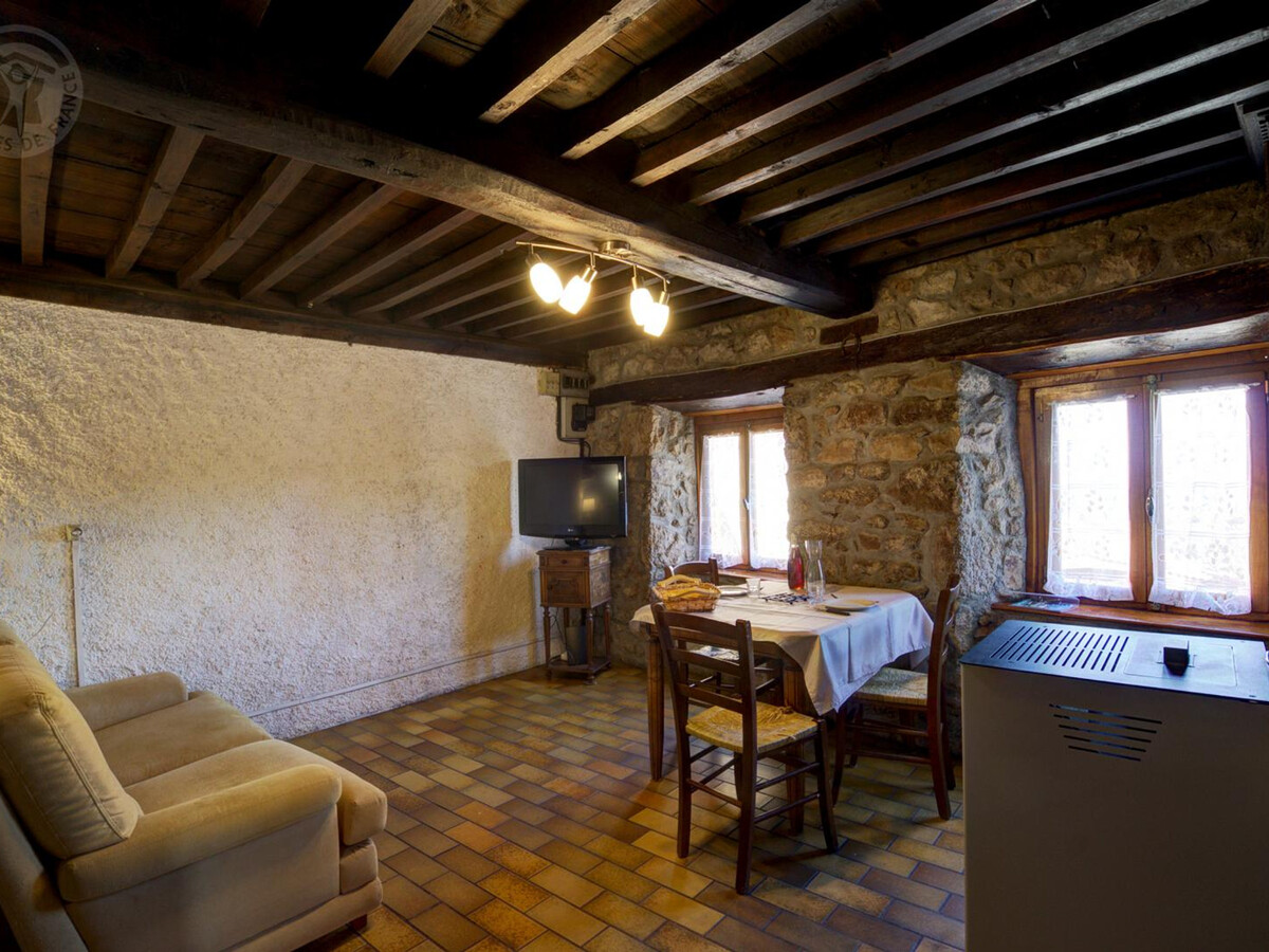 Gîte 45 m² avec terrain à Pralong, Monts du Forez - Photo 6