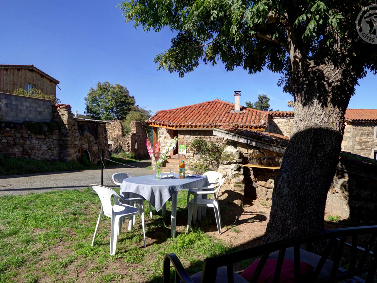 Gîte 45 m² avec terrain à Pralong, Monts du Forez - Photo 9