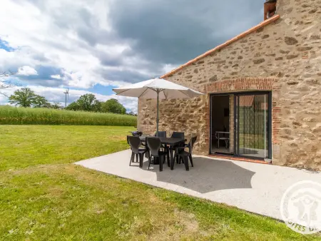 Location gite à Saint Christophe du Bois, Gîte champêtre proche Puy du Fou avec terrasse, parking privé et tout inclus !