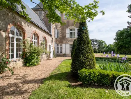 Location gite à Rochefort sur Loire, Charmant gîte familial avec parc, près des vignobles, à 30 min d’Angers - Confort et cadre raffiné.