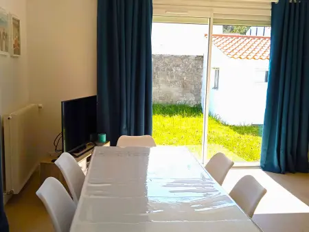 Maison rénovée 4 pers, jardin sans vis-à-vis, plage à proximité - Photo 15
