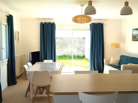 Maison rénovée 4 pers, jardin sans vis-à-vis, plage à proximité - Photo 31