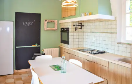 Location Maison 8 personnes à Lançon Provence - Photo 6