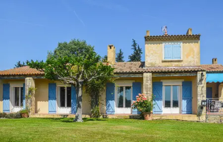 Location Maison 8 personnes à Lançon Provence - Photo 12