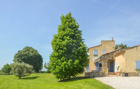 Location Maison 8 personnes à Lançon Provence - Photo 15