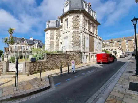 Les Figuiers – Apt 2 pièces à 100 m de la mer, Dinard : photo 5