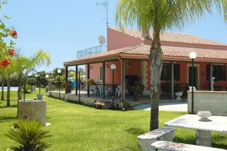holiday home Villa Sally mit Privatpool Floridia, Maison Floridia avec piscine près plage - Photo 3