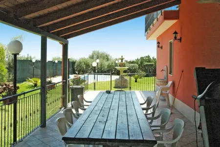 holiday home Villa Sally mit Privatpool Floridia, Maison Floridia avec piscine près plage - Photo 7