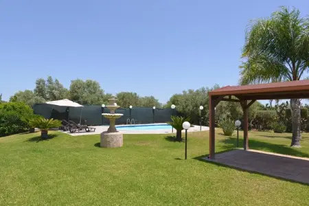 holiday home Villa Sally mit Privatpool Floridia, Maison Floridia avec piscine près plage - Photo 23