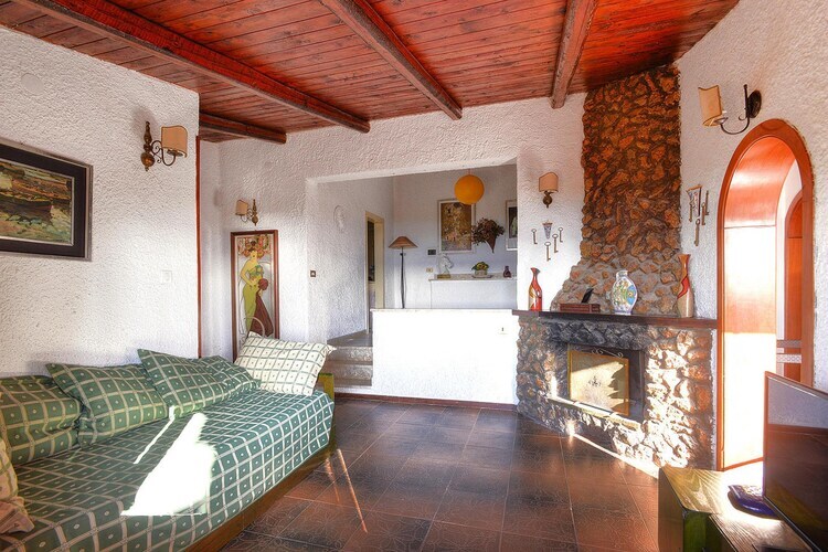 Villa Tanah-Lot - Maison à 20 m de la mer à Fontane Bianche - Photo 4