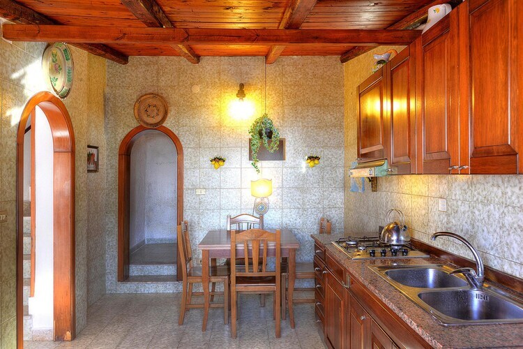 Villa Tanah-Lot - Maison à 20 m de la mer à Fontane Bianche - Photo 8